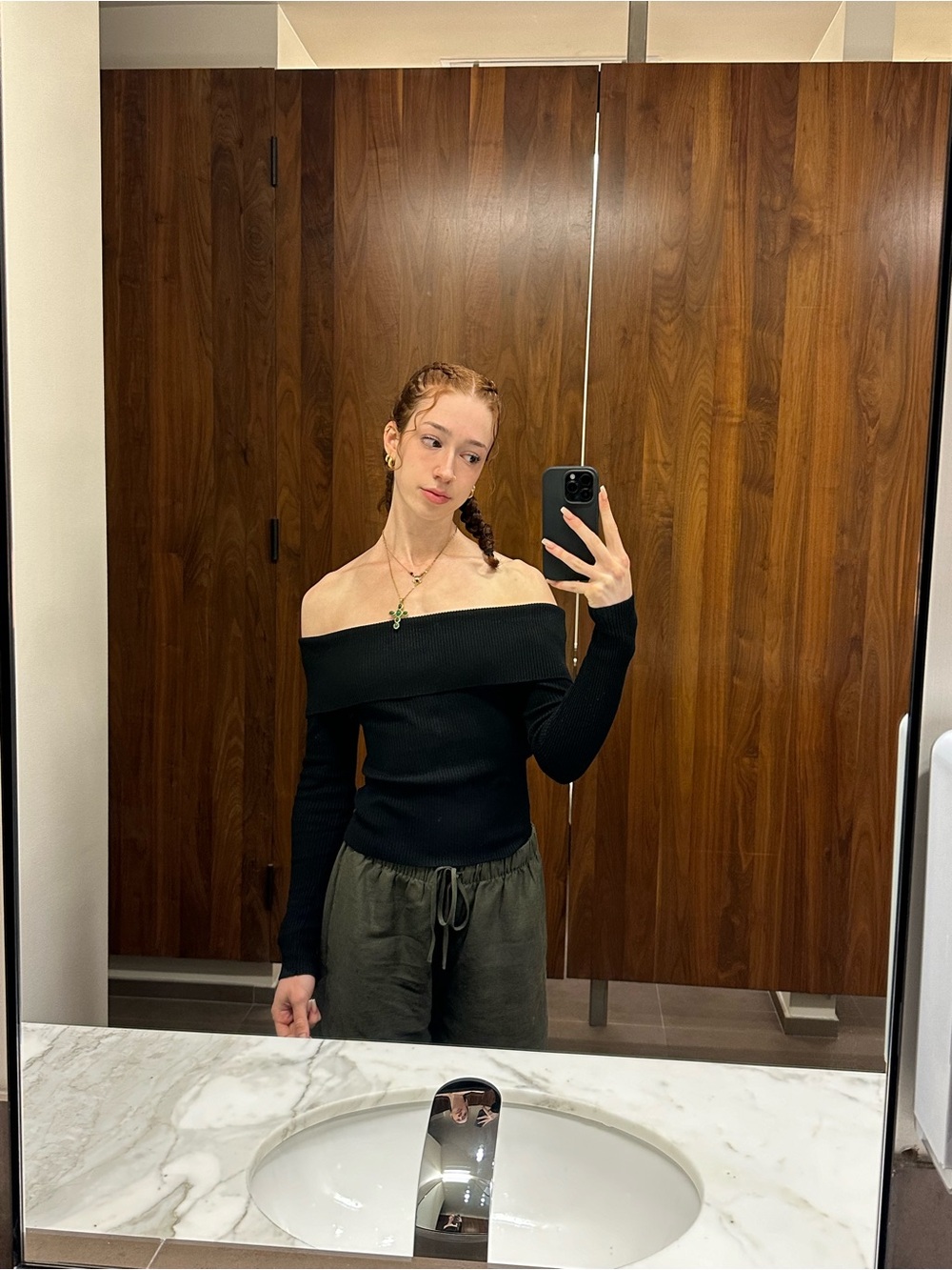 H&M Black Off-The-Shoulder Ribbed Sweater